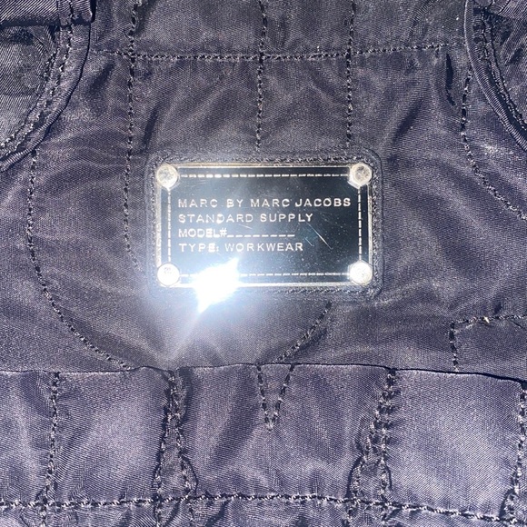 Marc Jacobs Diaper bag great condition - Picture 2 of 4